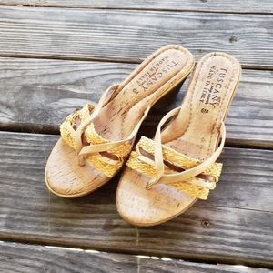 Tuscany Easy Street wedge sandals summer beach sz 6 tan yellow